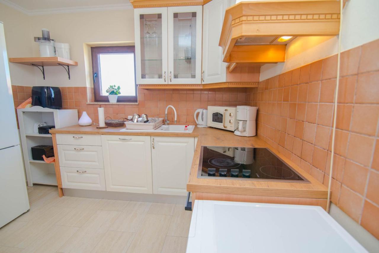 Nereo Apartment Mali Losinj Exterior photo